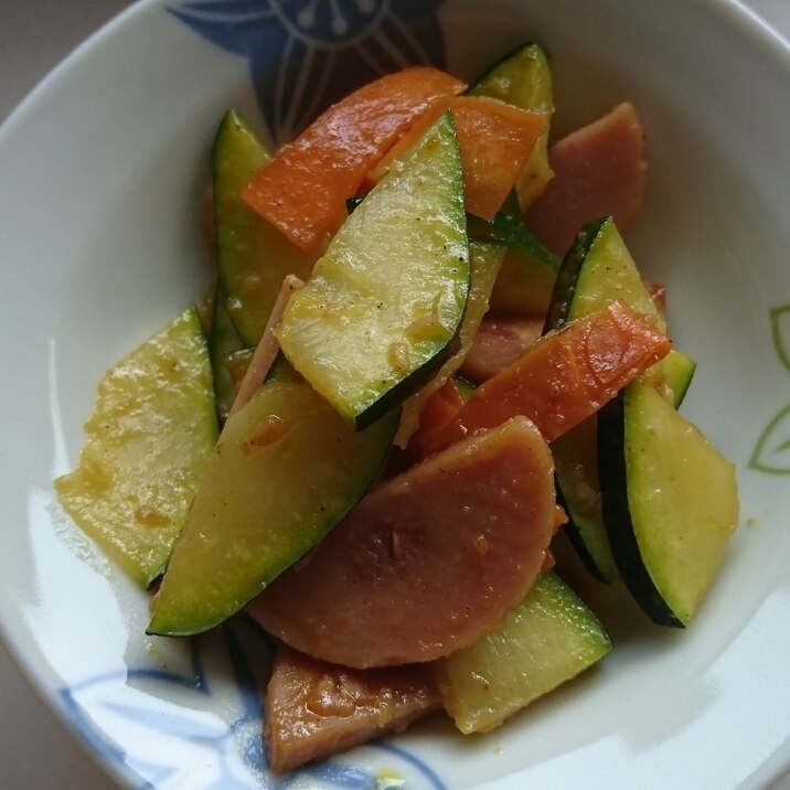 ズッキーニの炒め物 ～カレー風味～